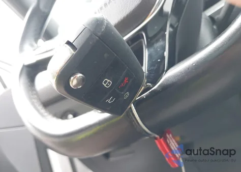 2021 Volkswagen Tiguan 2.0T Se/2.0T Se R-Line Black/2.0T Sel z USA, uszkodzony, nr VIN 3VV2B7AX7MM105517